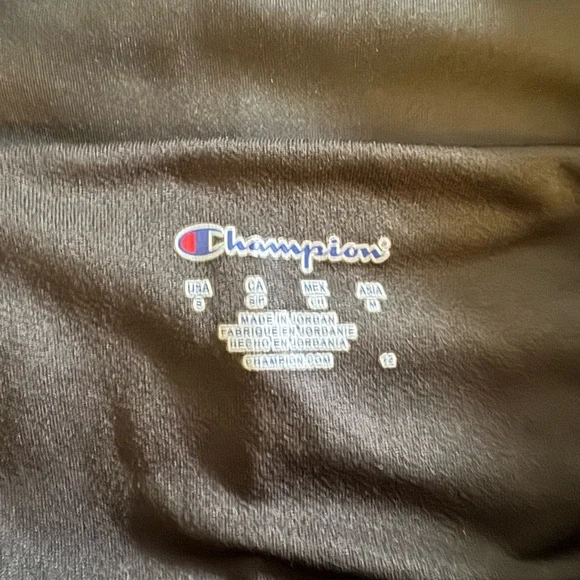 Lululemon speed up shorts - black, size 6, 4 inch inseam - Picture 7 of 8